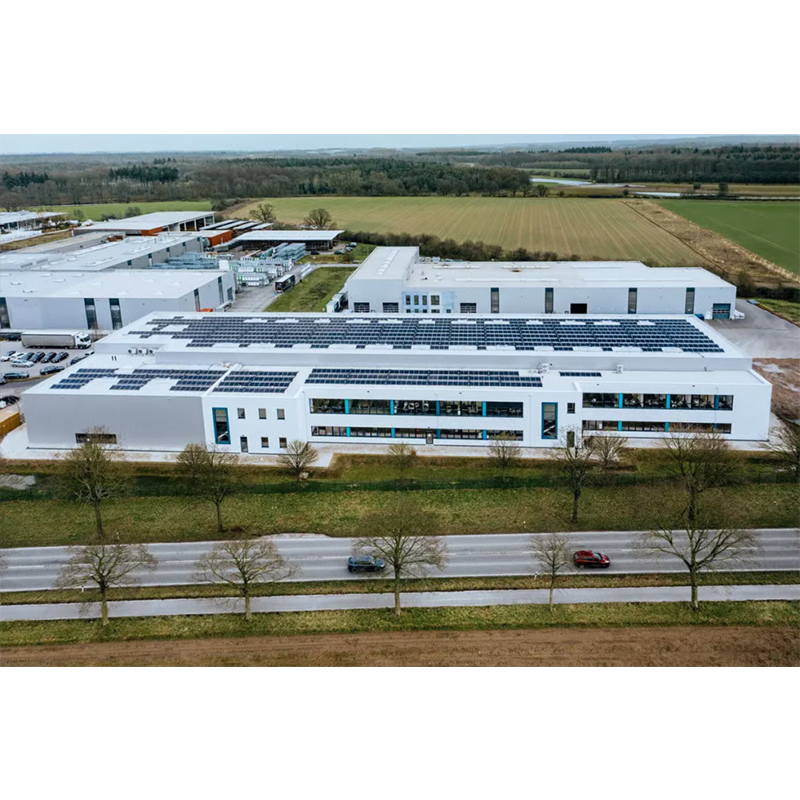 Hexagon Purus завършва разширяване на сайта за производство на бутилки с четири форми в Германия